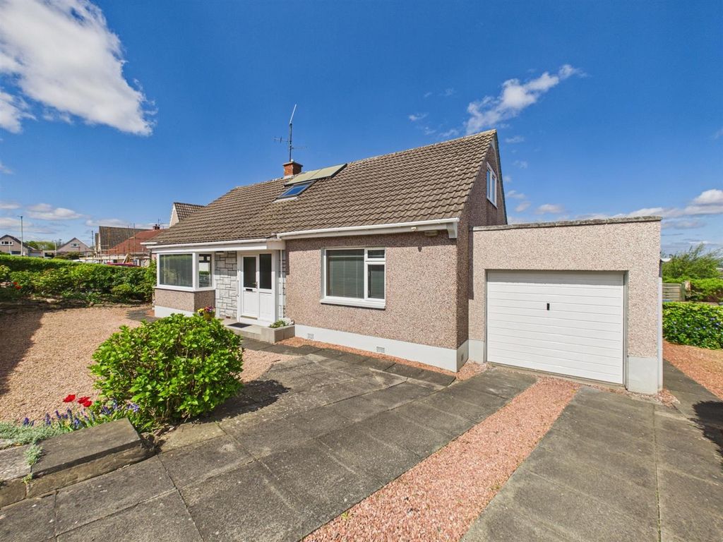 Property photo 1 of 25 Cam03924G0-Pr0029-Still034.Jpg