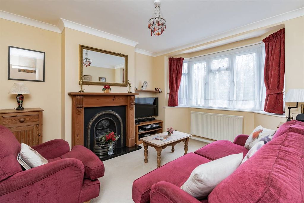 Property photo 3 of 17