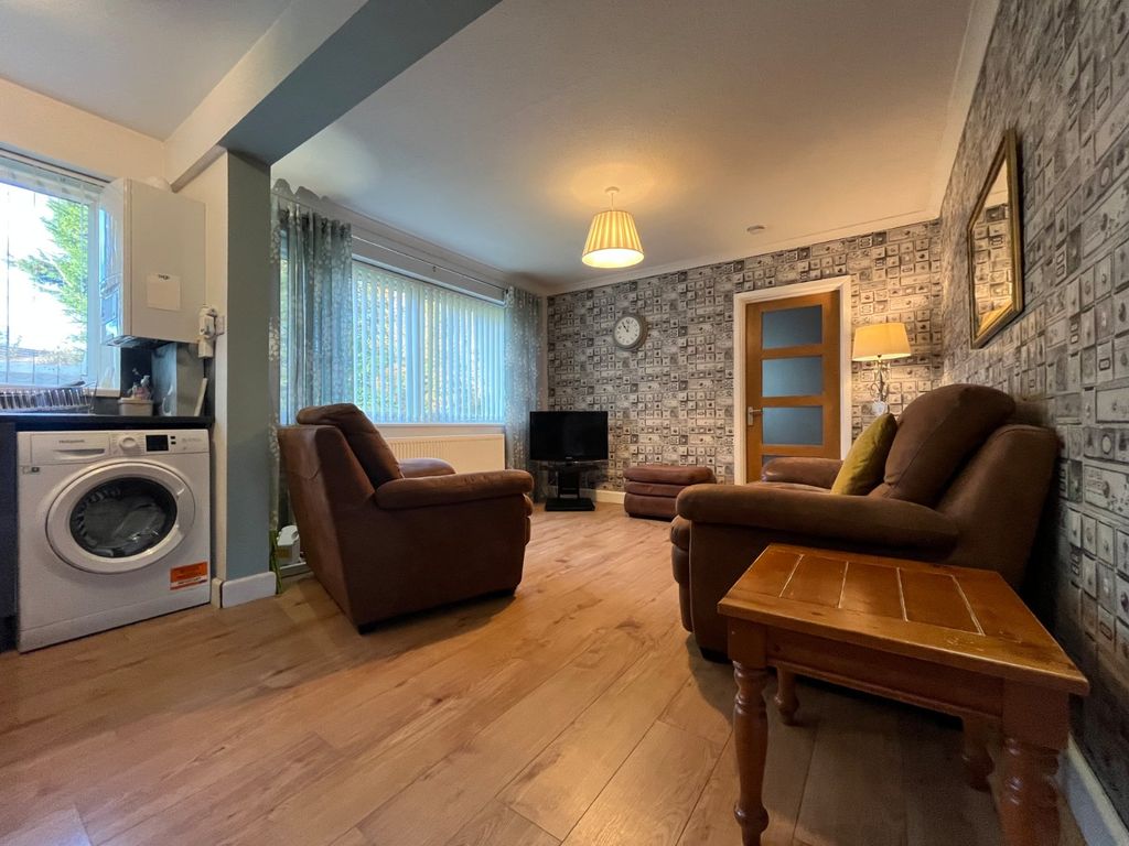 Property photo 2 of 10 Picture No. 07