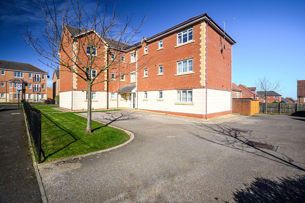 Property photo 1 of 20