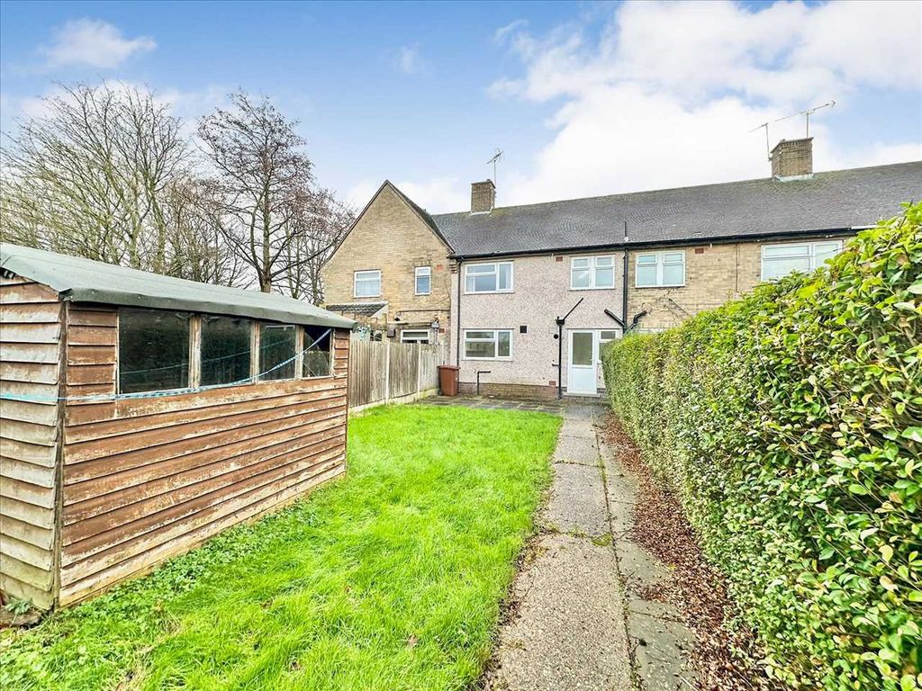 Property photo 2 of 27