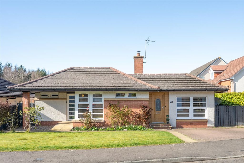 Property photo 1 of 42 24Hunterhall-0002.Jpg