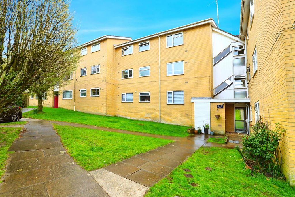 Property photo 1 of 16 Pbox-Img.Jpg