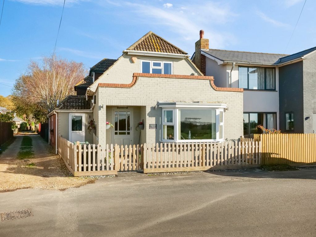 Property photo 1 of 39