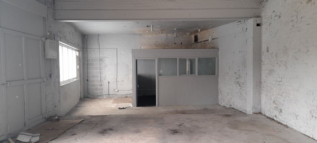 Property photo 2 of 7