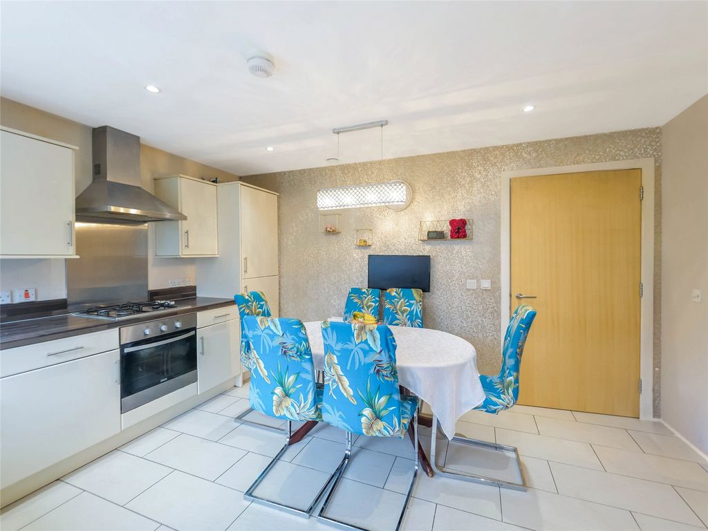 Property photo 3 of 21 Picture No. 08