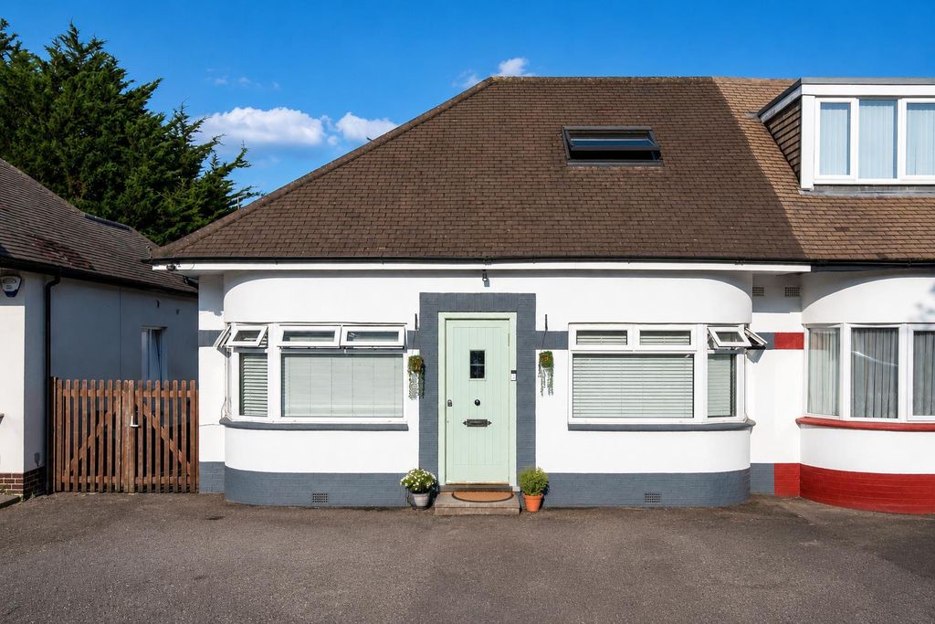 Property photo 1 of 15 1