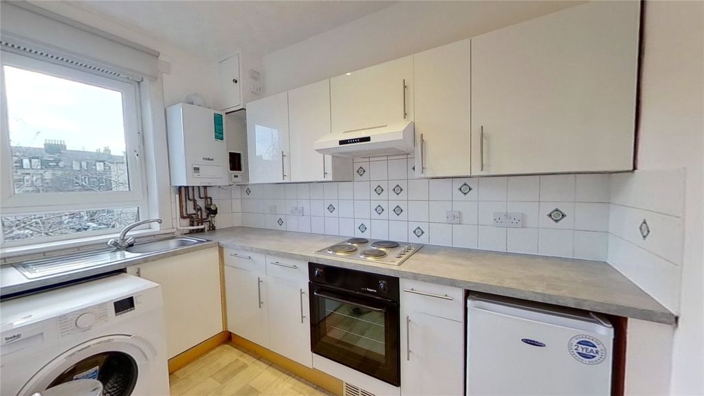 Property photo 3 of 10 Photo 3