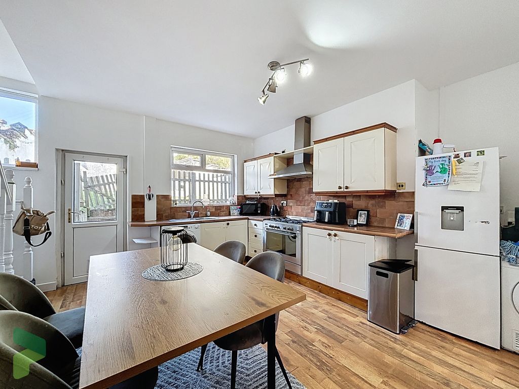 Property photo 3 of 14 Fitted Dining Kitchen
