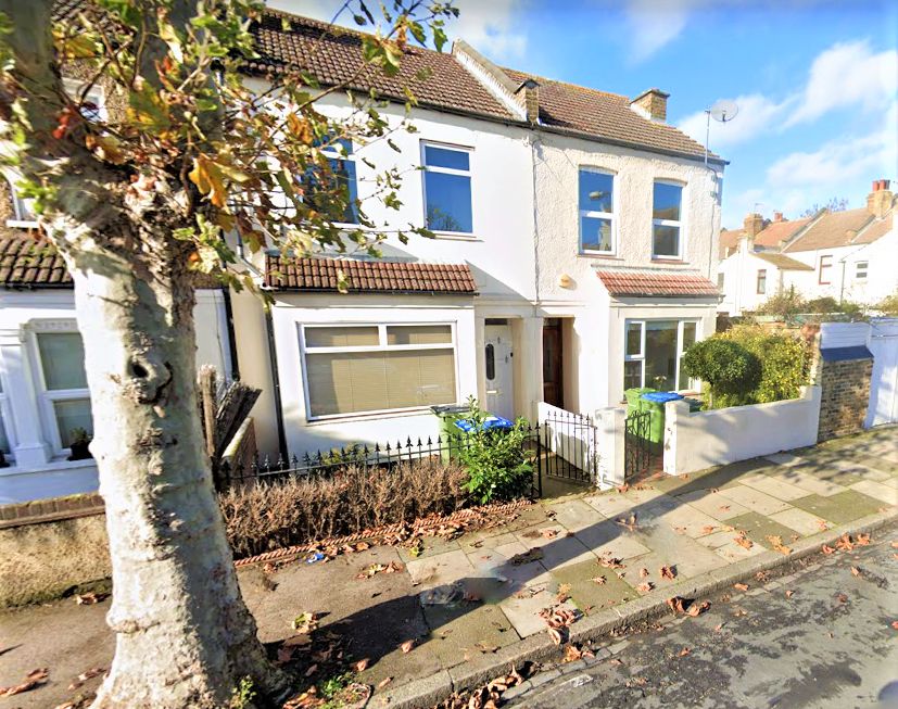 Property photo 1 of 9