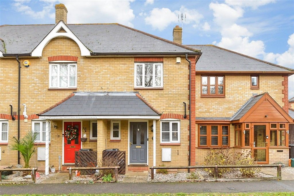 Property photo 1 of 8 Front