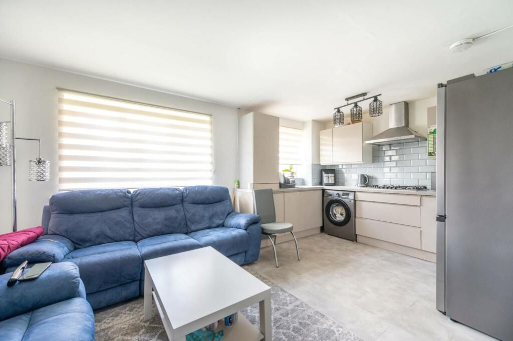 Property photo 2 of 5