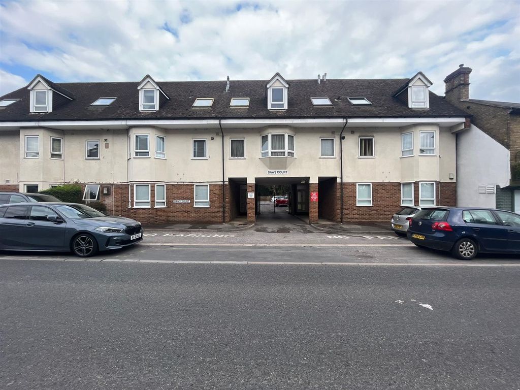 Property photo 1 of 10 External