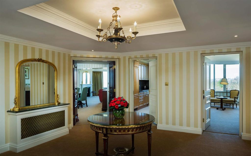 Property photo 3 of 30 Cheval-Thorney-Court-Deluxe-4-Reception-01.Jpg