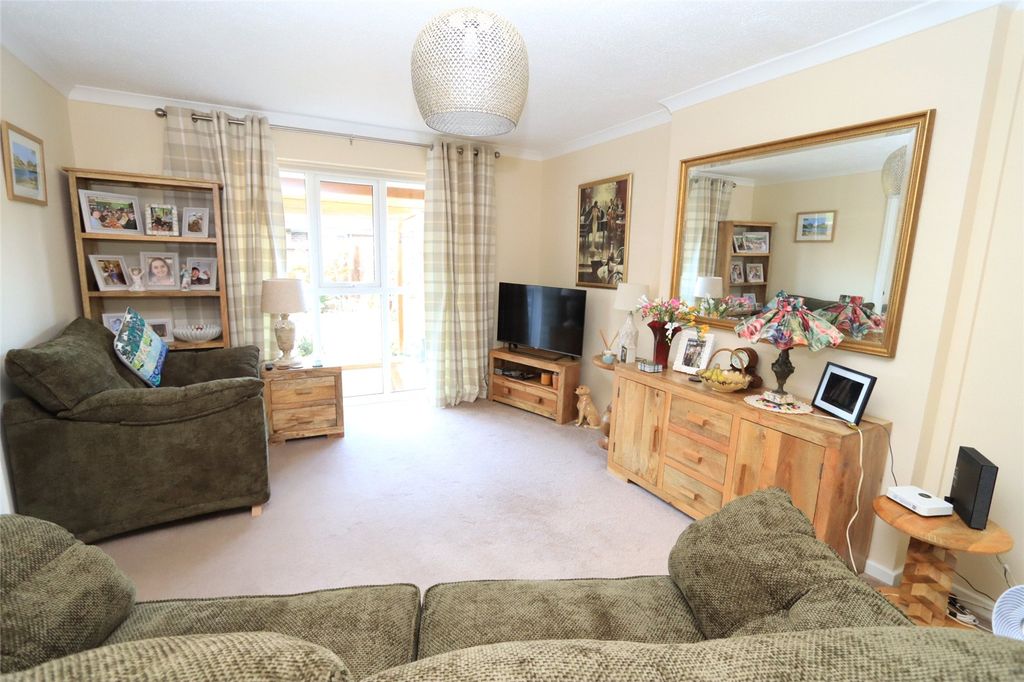 Property photo 2 of 7 Picture No. 02