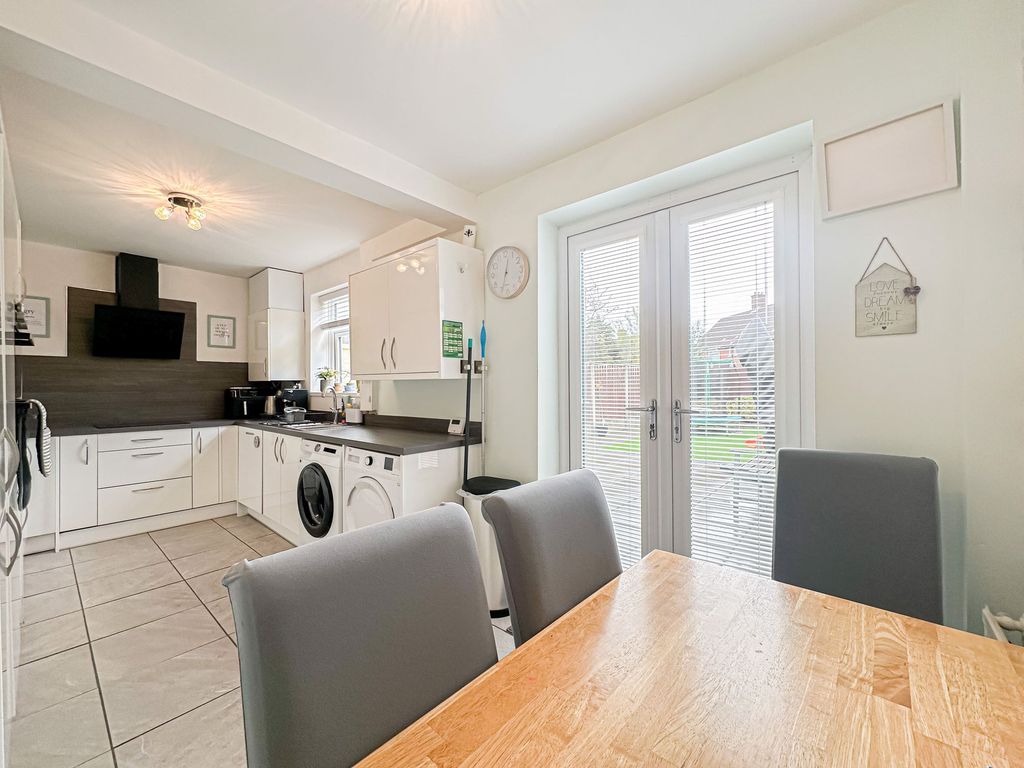 Property photo 2 of 13 Photo 6