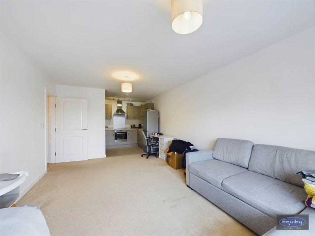 Property photo 2 of 5 Lounge