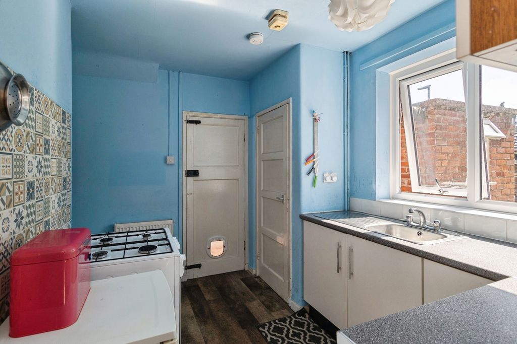 Property photo 3 of 25 Pbox-Img.Jpg