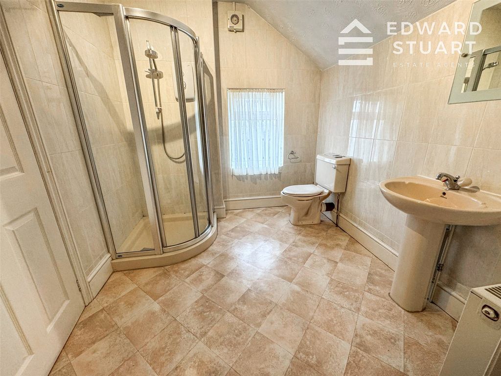 Property photo 3 of 11 Picture No. 05