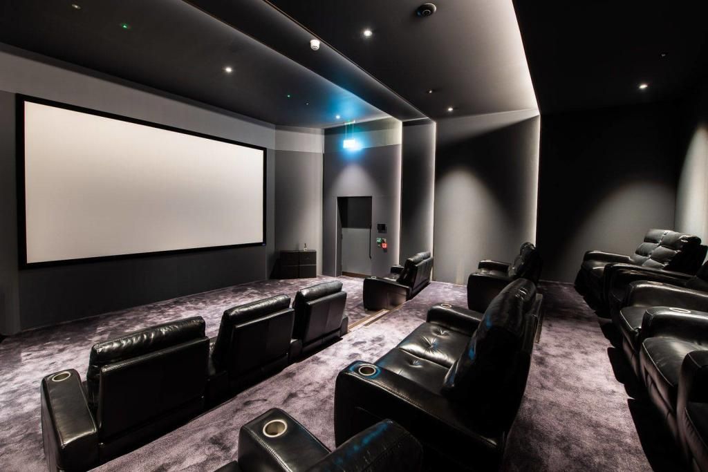 Property photo 3 of 25