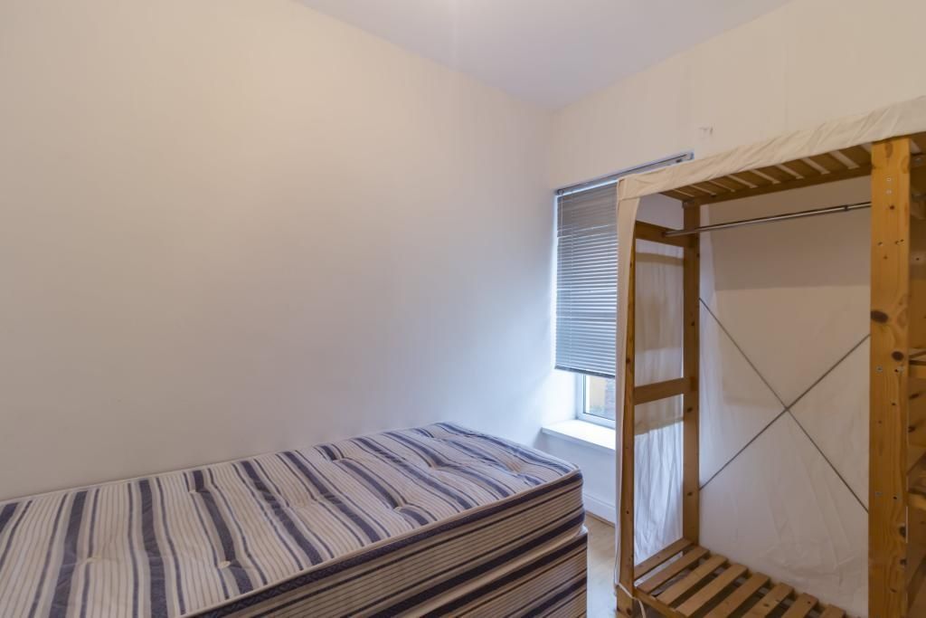 Property photo 2 of 6 Bright Bedroom With Storage And Natural Light...