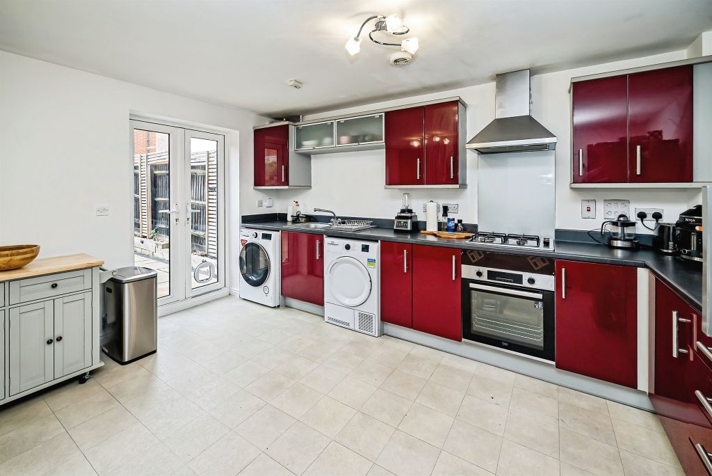 Property photo 2 of 16