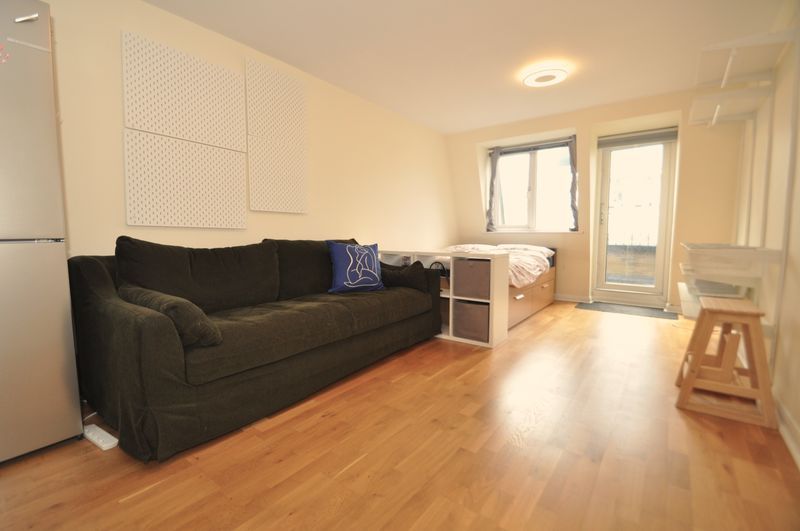 Property photo 3 of 6 Photo 7