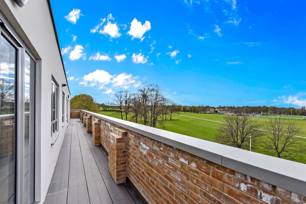 Property photo 1 of 4