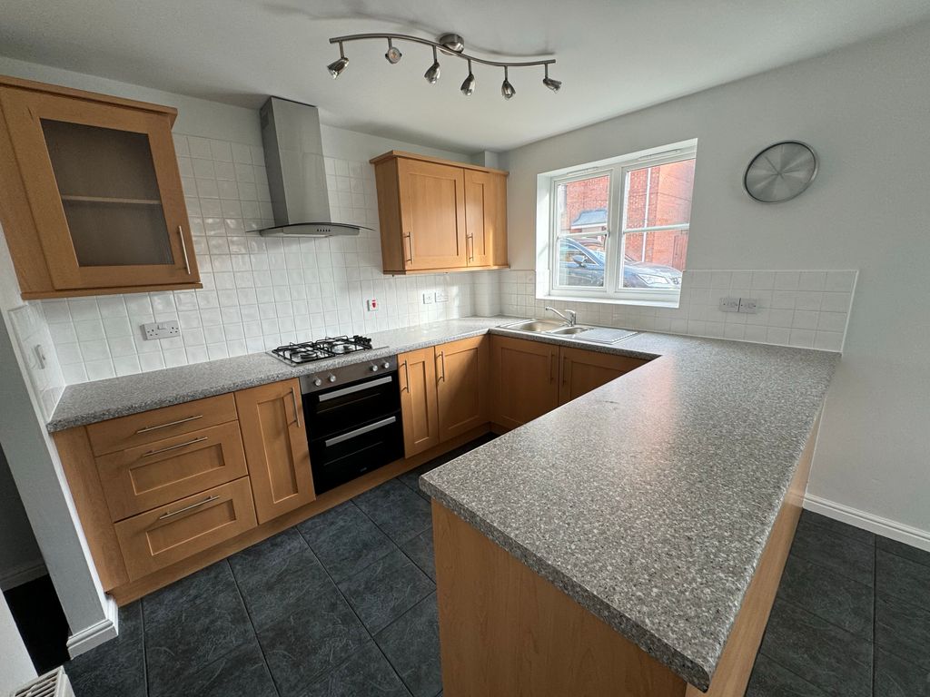 Property photo 2 of 15 Image (25)