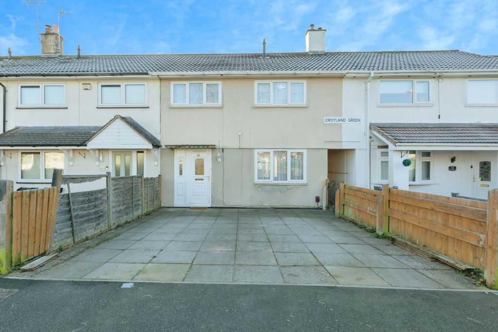 Property photo 1 of 18 Front