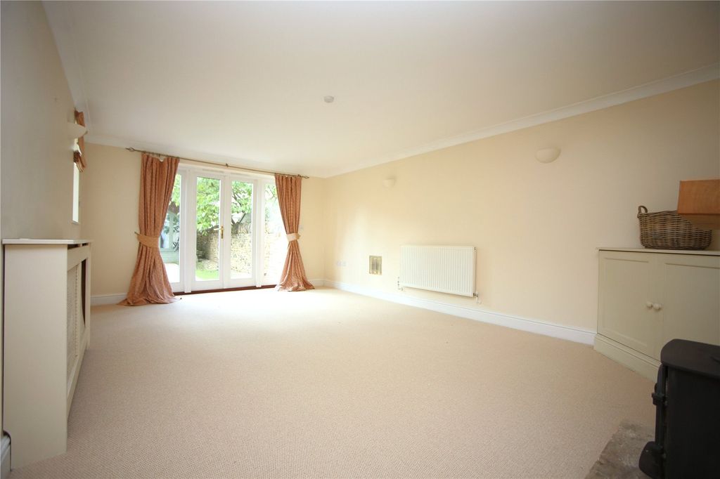 Property photo 3 of 17 Picture No. 42
