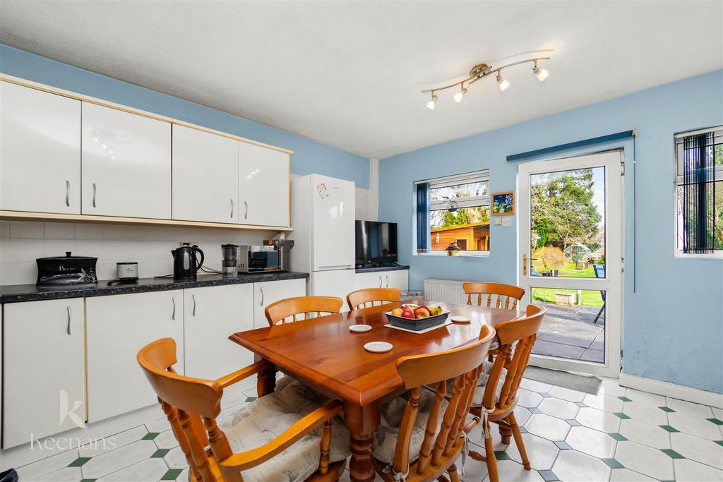 Property photo 3 of 33 4.Jpg