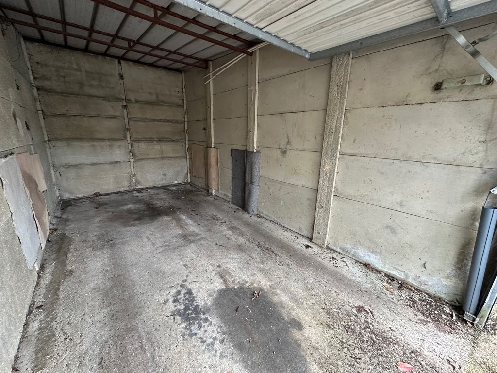 Property photo 3 of 4 Photo 1