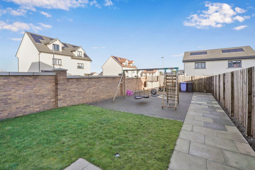 Property photo 2 of 6 Property Image 2