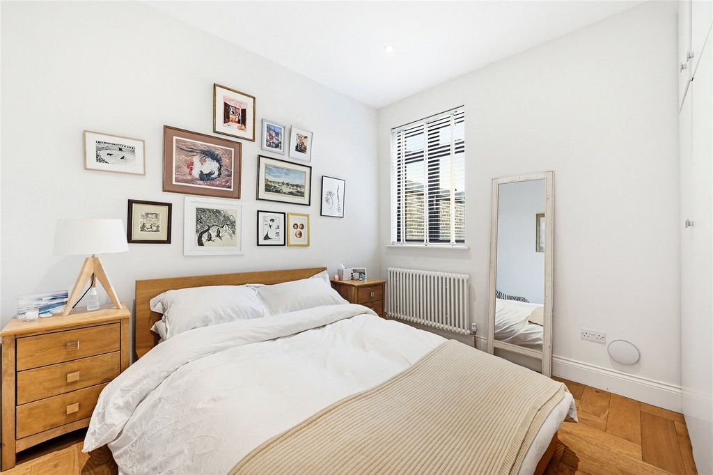 Property photo 3 of 13 Bedroom