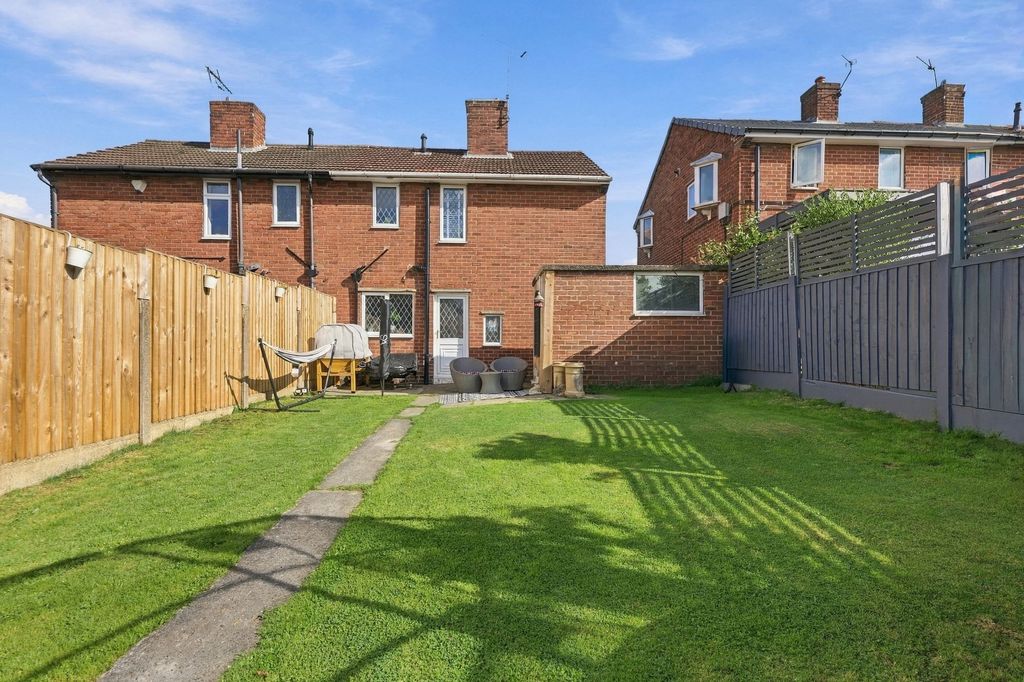 Property photo 3 of 24