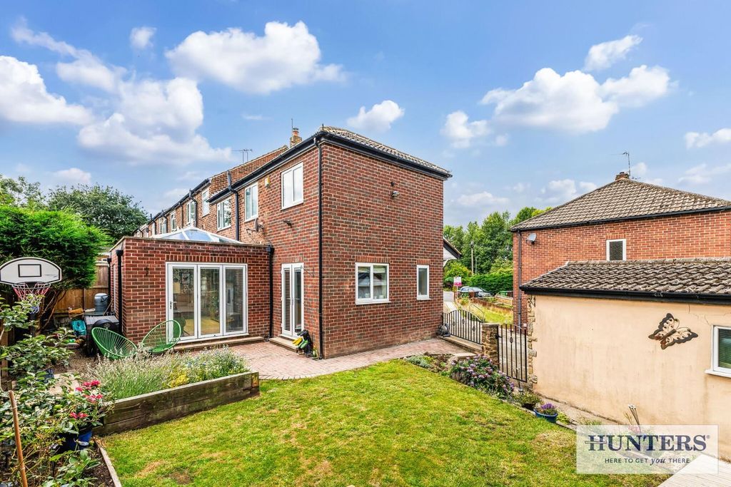 Property photo 1 of 24 95881_7-West-View-Court-Yeadon (21) - Copy_Low.Jpg