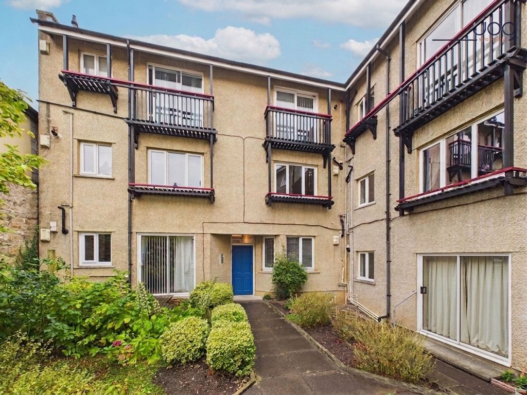 Property photo 2 of 11 Welcome To St. Catherines Court!