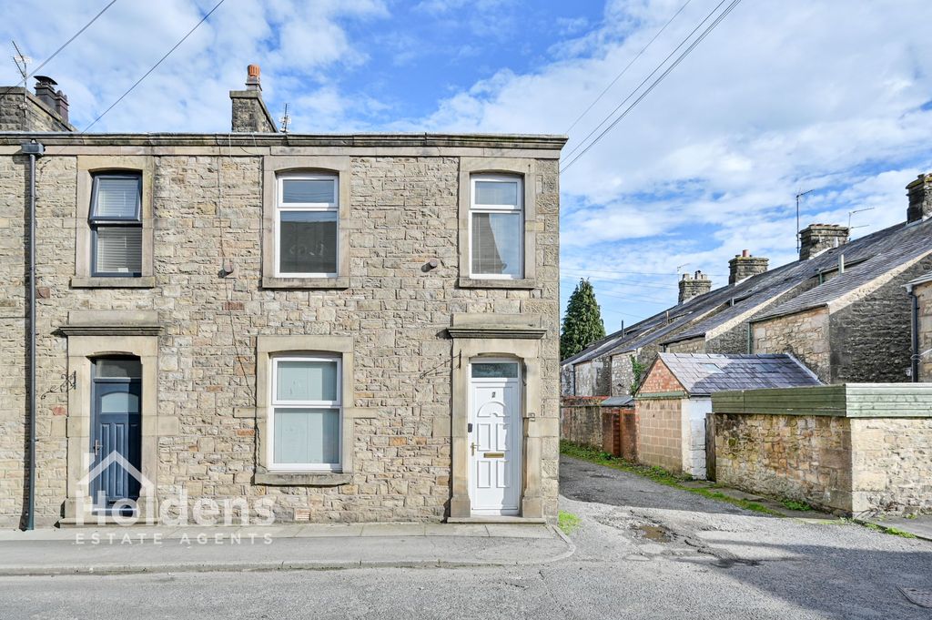 Property photo 1 of 21