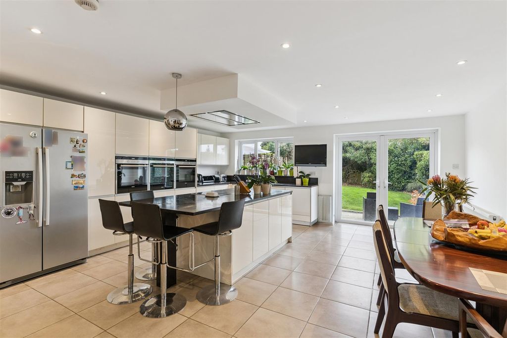 Property photo 1 of 23 Dsc01225-13c796Dca4c1892F4A688149c737249E.Jpg