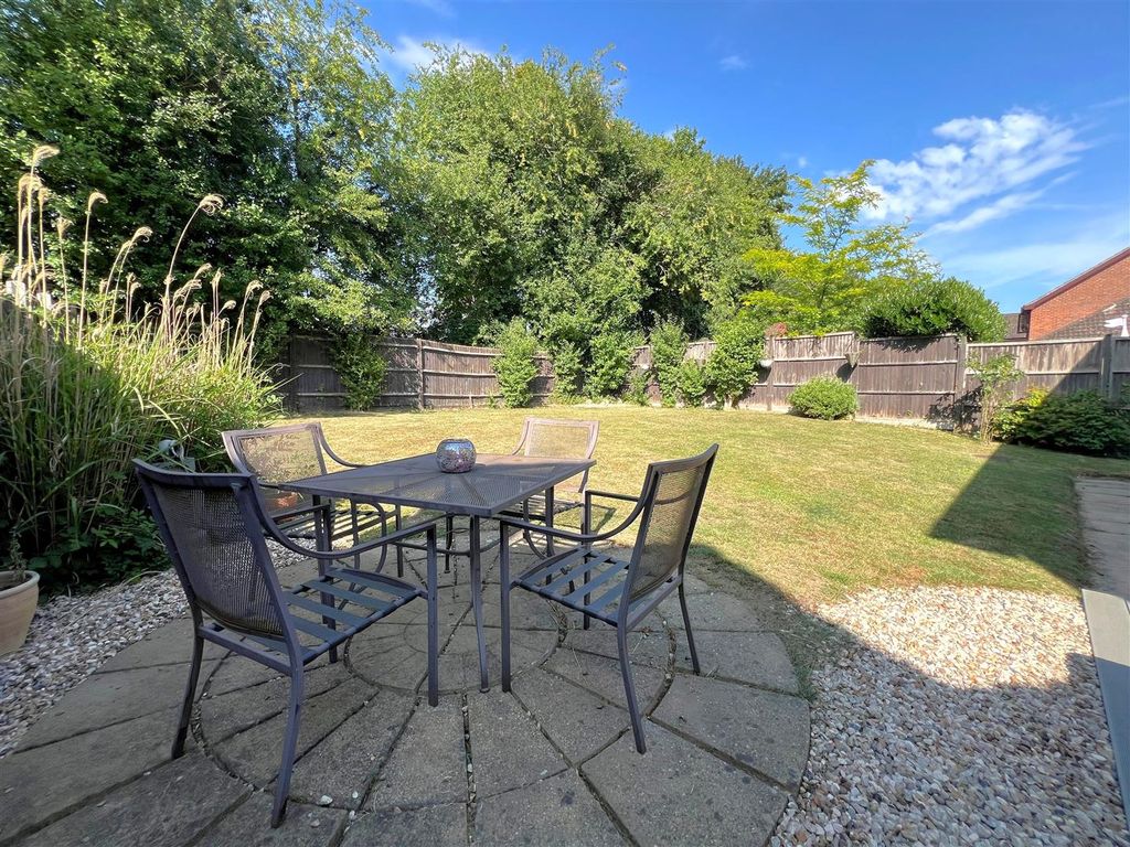 Property photo 2 of 22