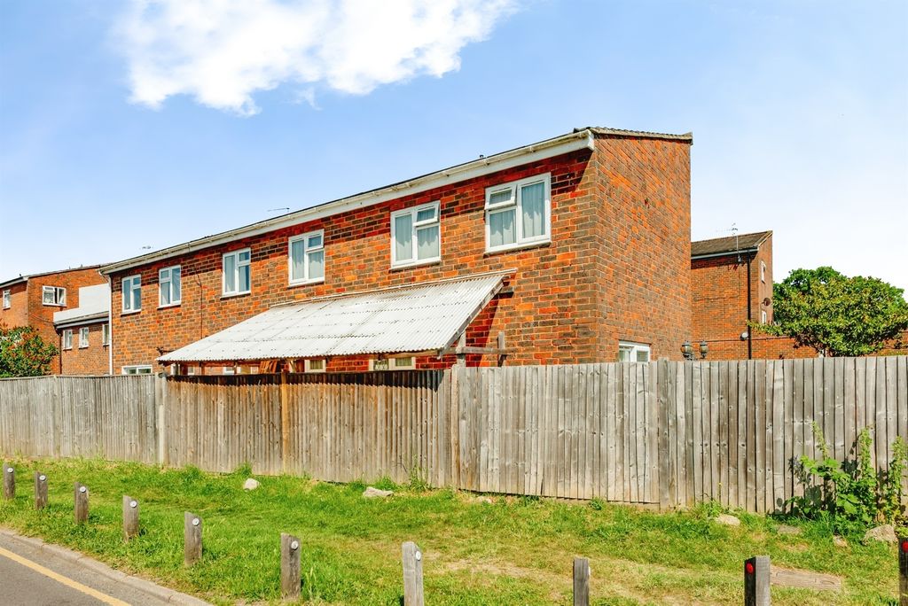 Property photo 1 of 7
