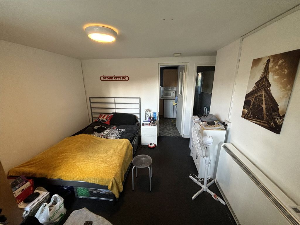 Property photo 3 of 9 Picture No. 09