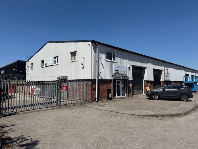 Property photo 1 of 3