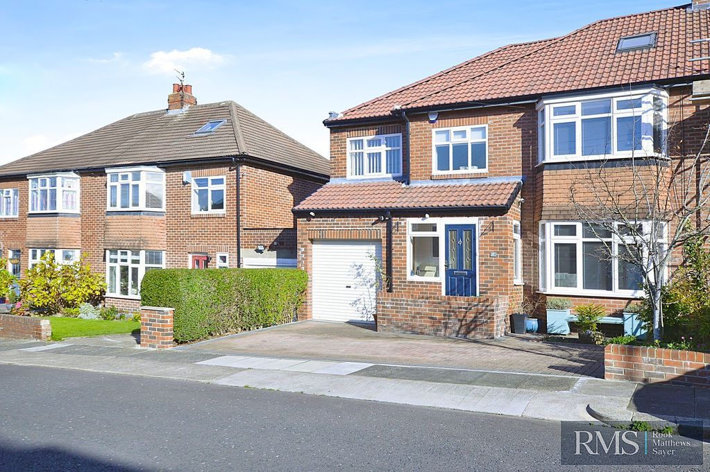 Property photo 1 of 23 Photo 24