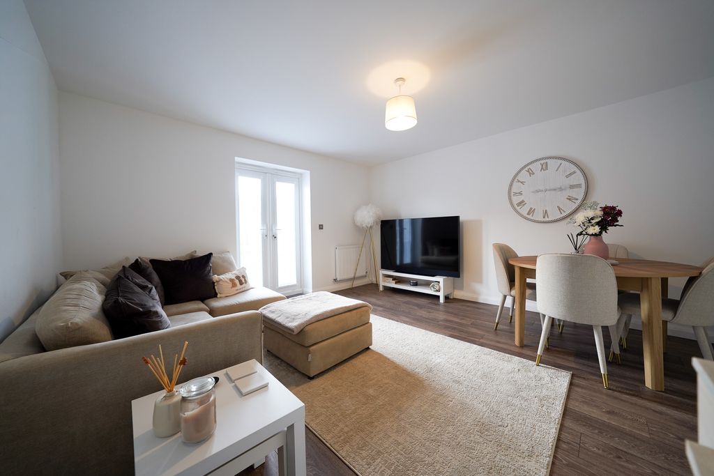 Property photo 2 of 18 Dsc08531