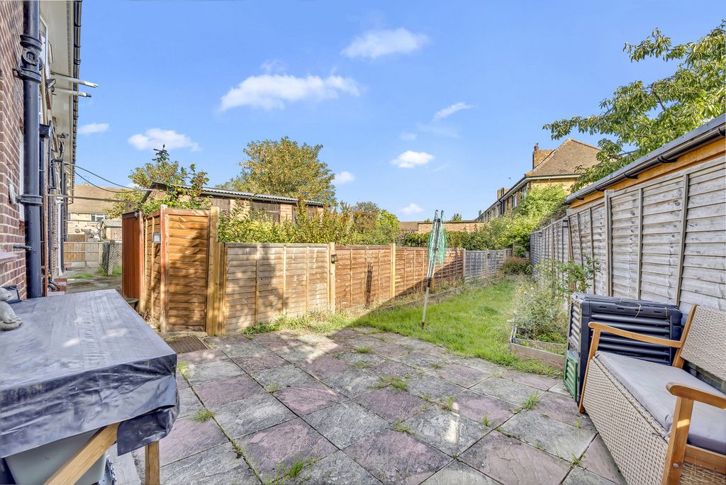 Property photo 3 of 15