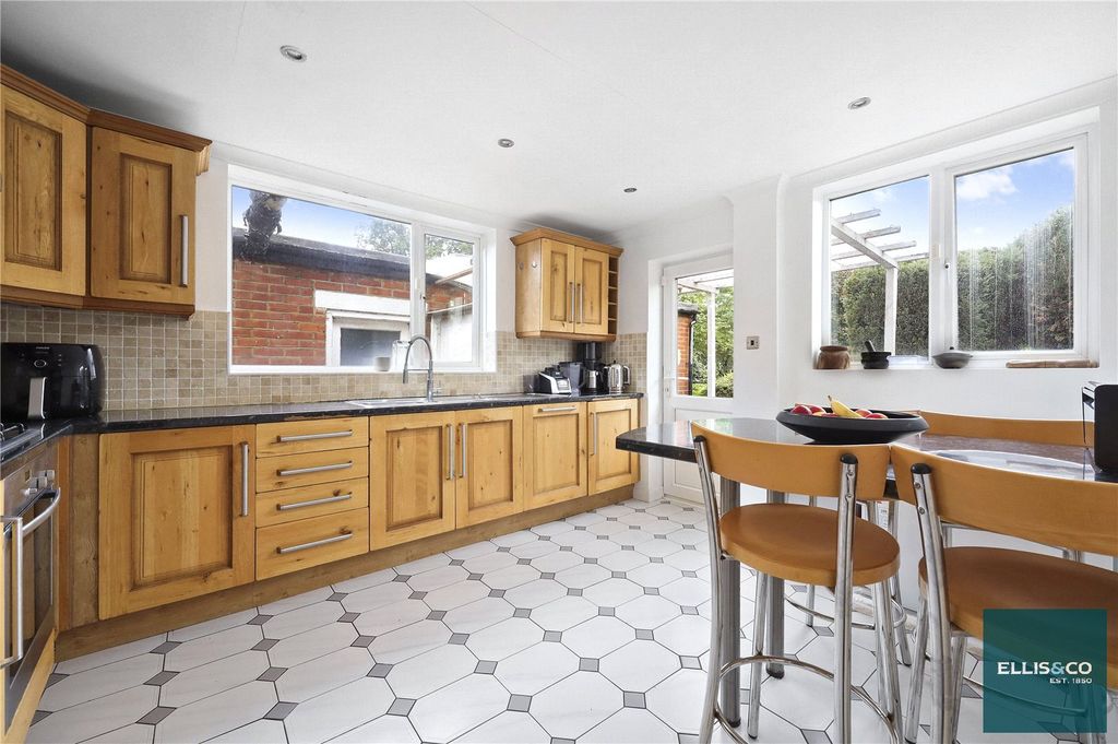 Property photo 3 of 15 Picture No. 58