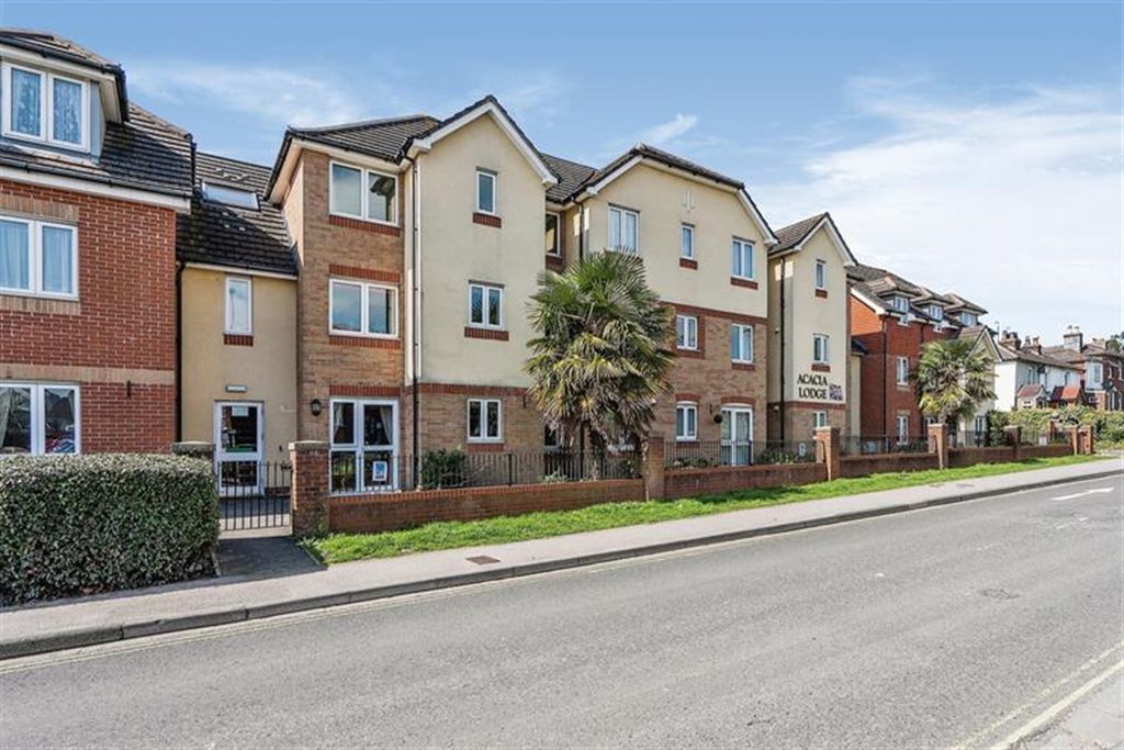 Property photo 1 of 15 (Main)