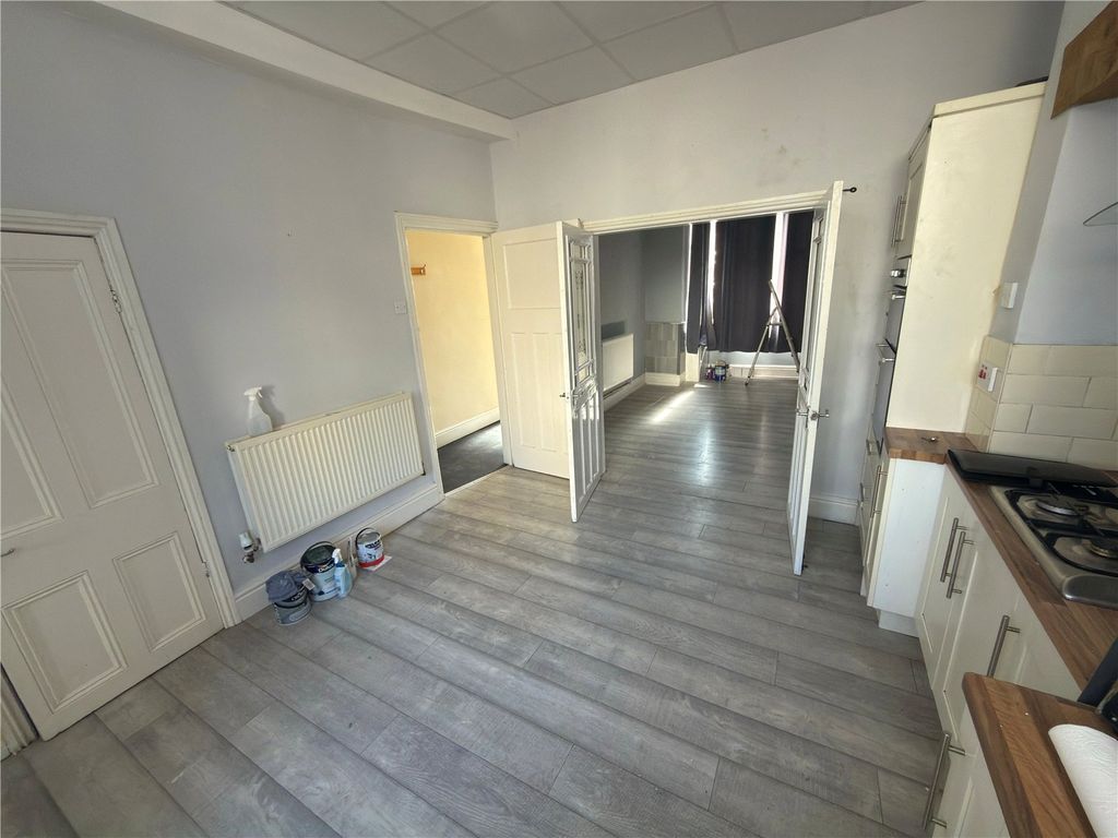 Property photo 3 of 10 Picture No. 07